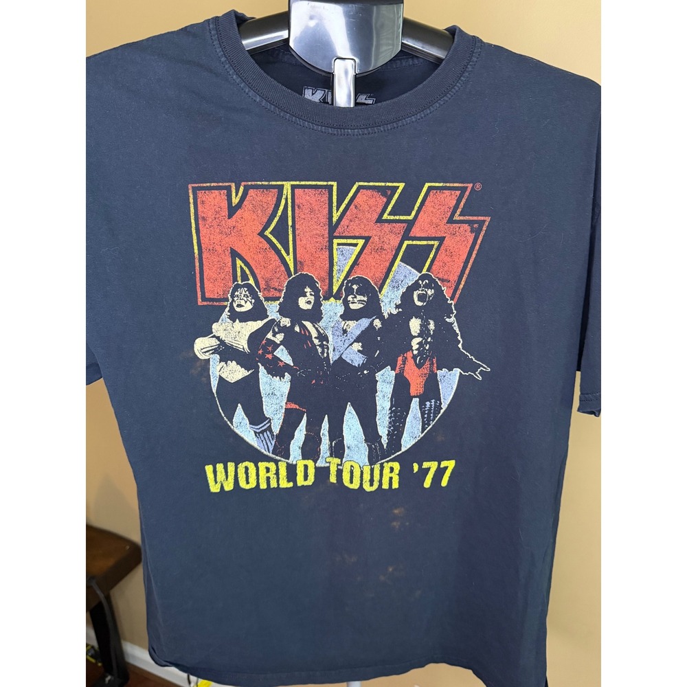 KISS World Tour 77 Graphic T-Shirt Mens Large Black Short Sleeve Rock Band Tee